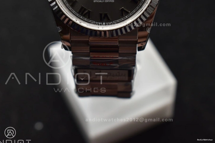 Grey DayDate on President (Gain 36 vr3255 Efficient Edition Best 684 V5 QF Steel SS Roman 904L Weight) Dial Bracelet 0102